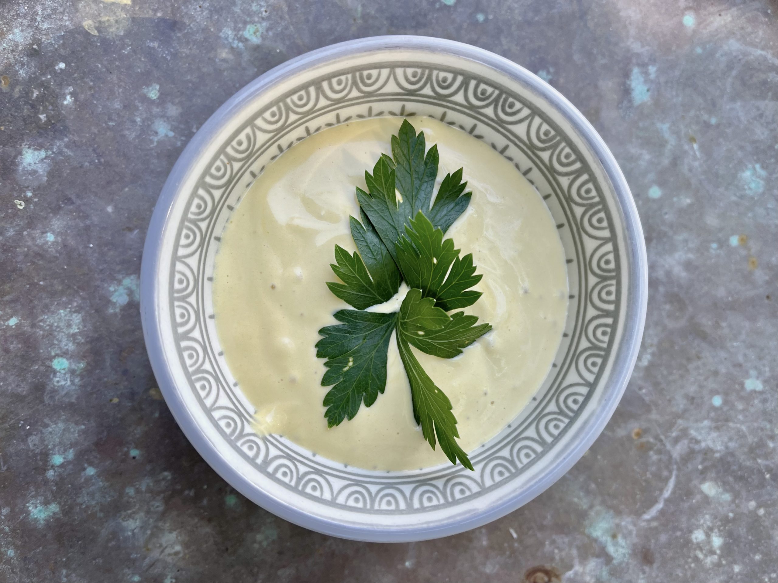 Mayonnaise aus gekochten Eiern