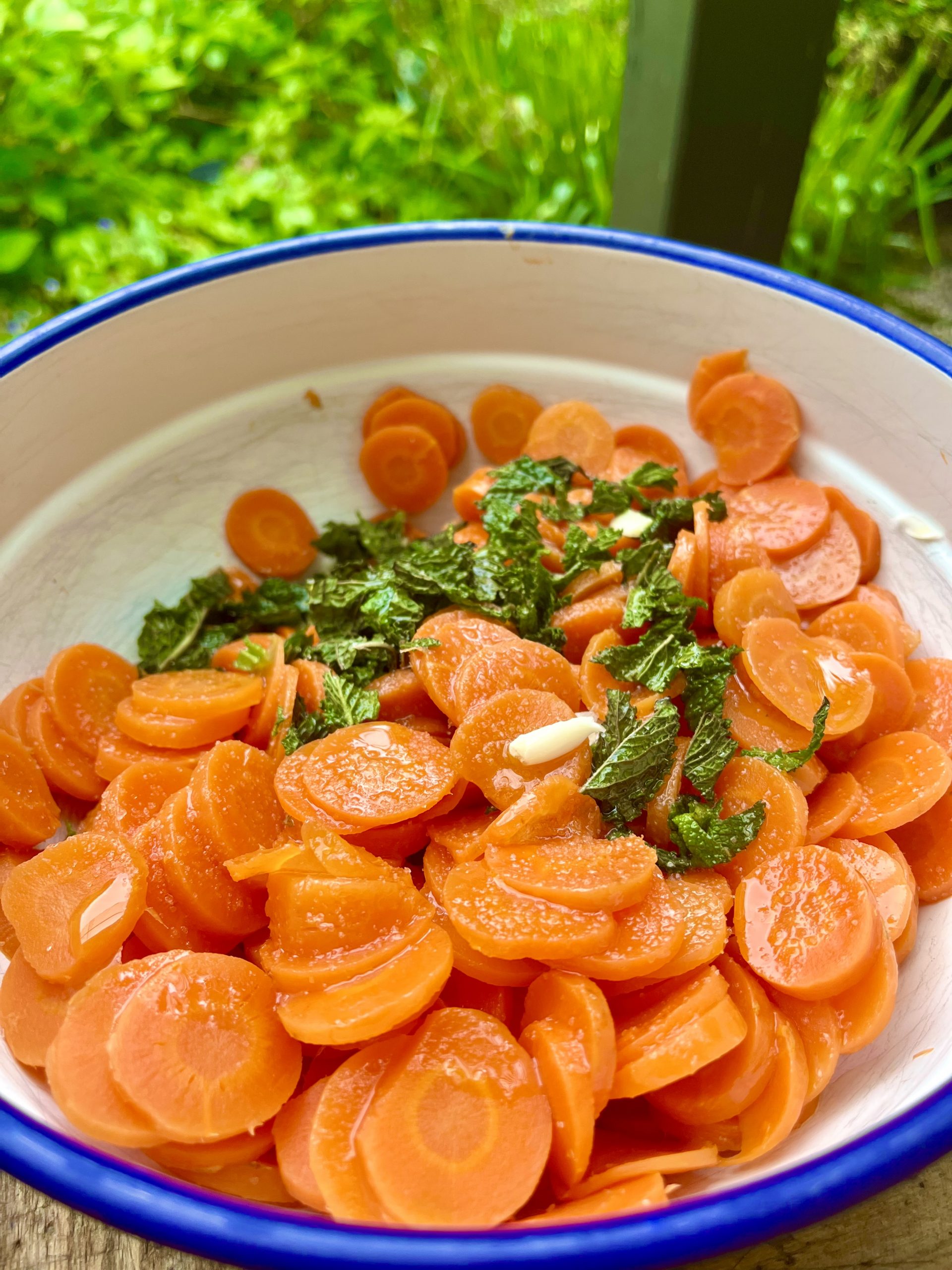 Karottensalat mit Minze